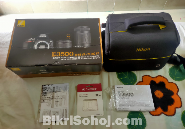 Nikon D3500 with 70-300 mm Lens
